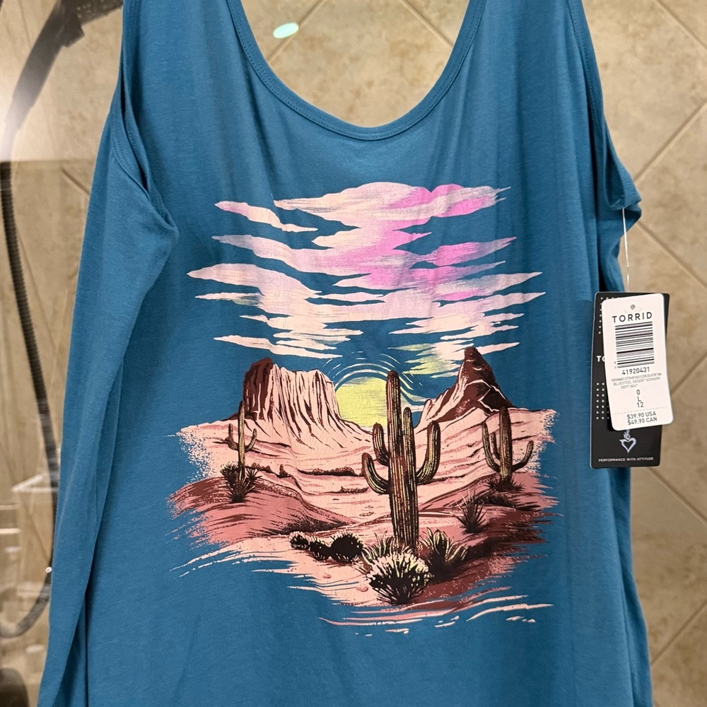 Torrid Bluesteel Desert Scenery Tank